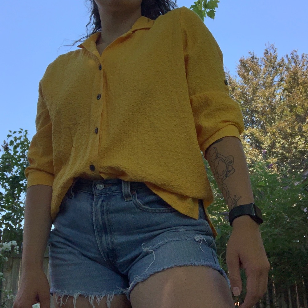 Yellow Scrunchy Button Up